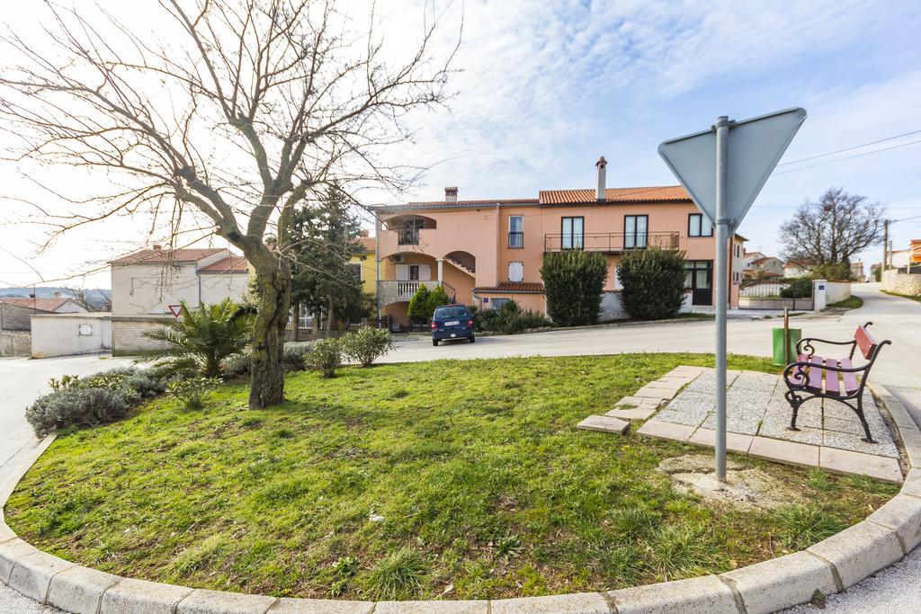 Gloria Apartman Ližnjan