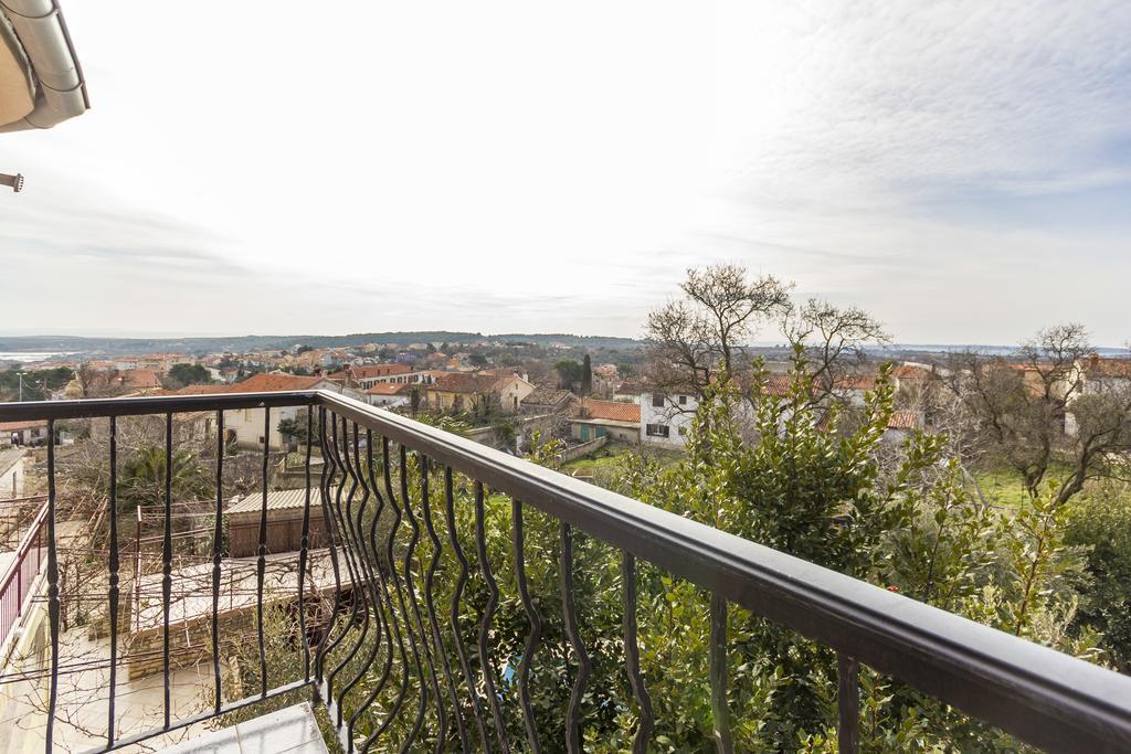 Gloria Apartman